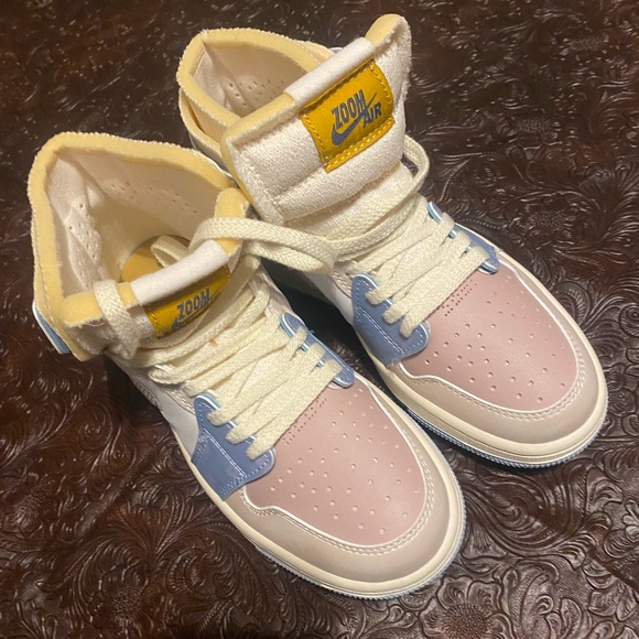 Nike zoom air Jordan 1 pastel - Picture 2 of 11